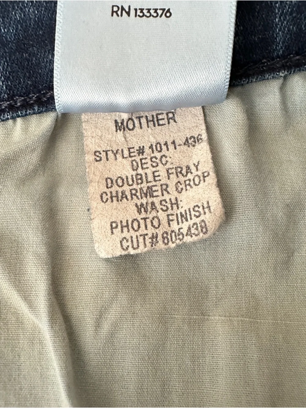 MOTHER Double Fray Charmer Crop Jean in Photo Finish Size 29